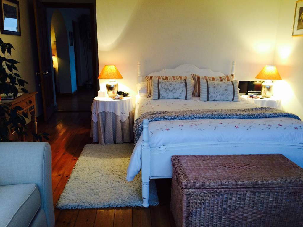 Trecarne House Bed & Breakfast Лискард Стая снимка