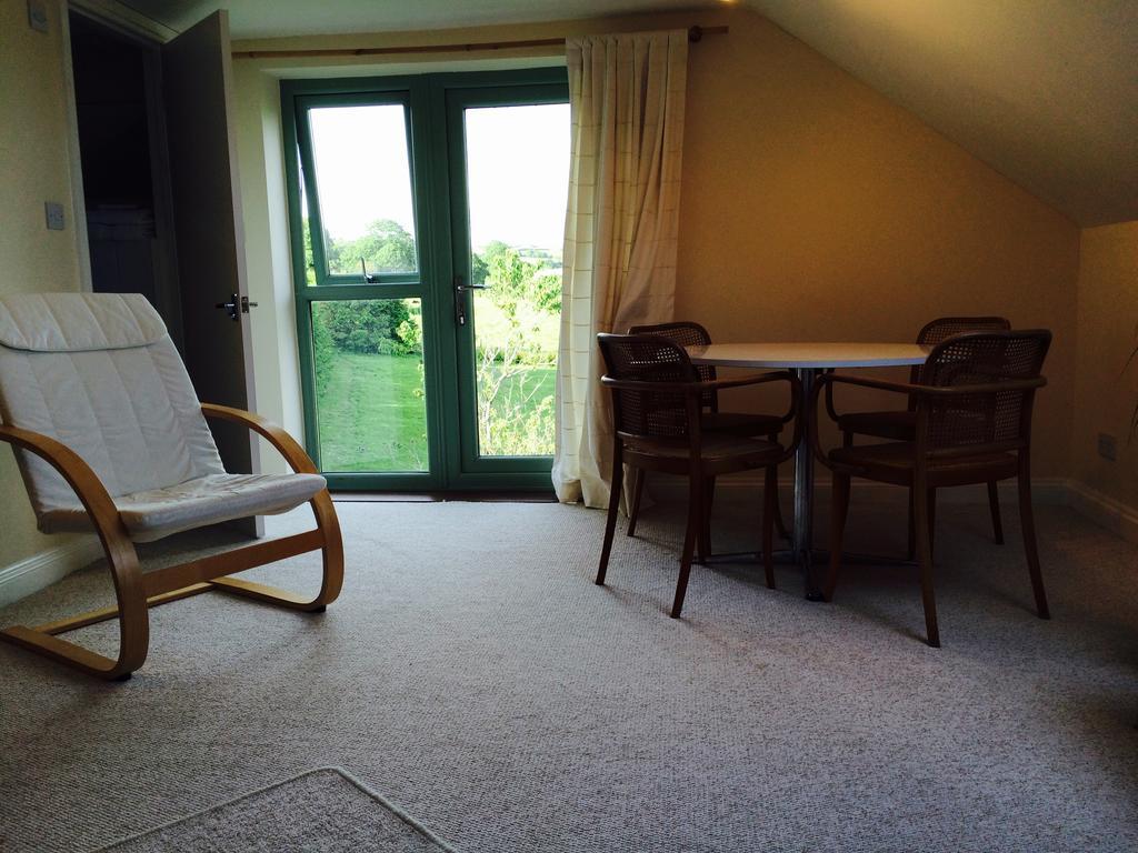 Trecarne House Bed & Breakfast Лискард Стая снимка