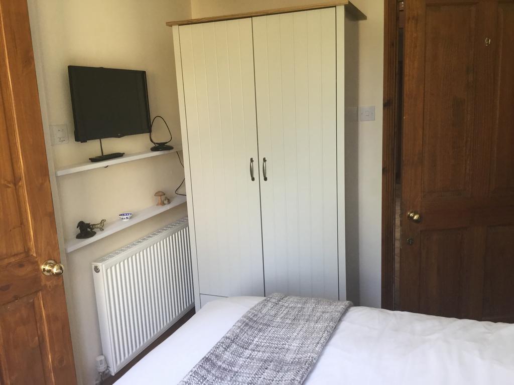 Trecarne House Bed & Breakfast Лискард Екстериор снимка